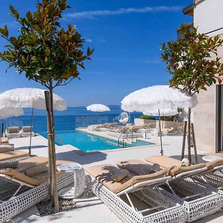 Gallery Luxury Suites & Rooms-Only Adults Split Exterior foto