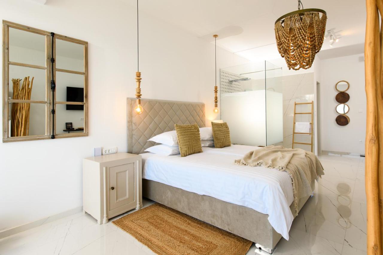 Gallery Luxury Suites & Rooms-Only Adults Split Exterior foto