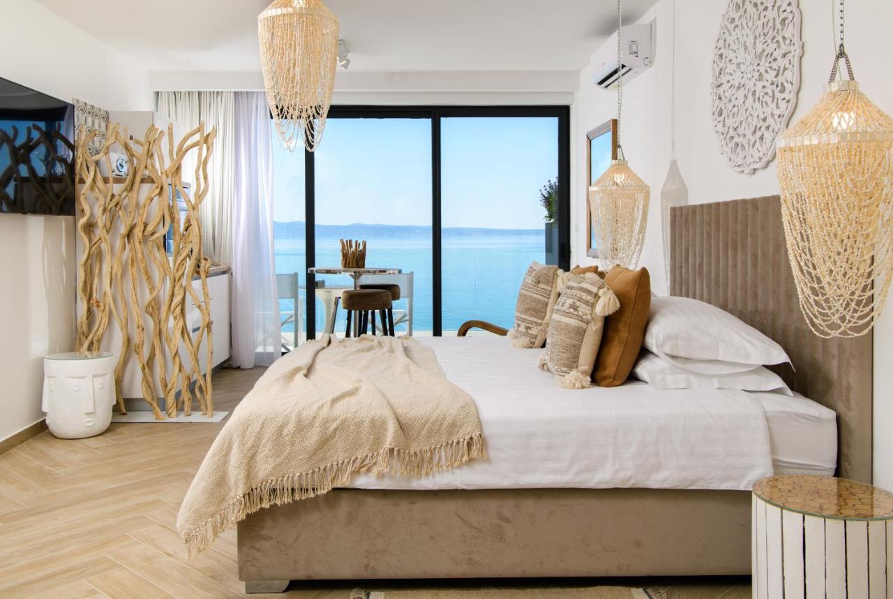 Gallery Luxury Suites & Rooms-Only Adults Split Exterior foto