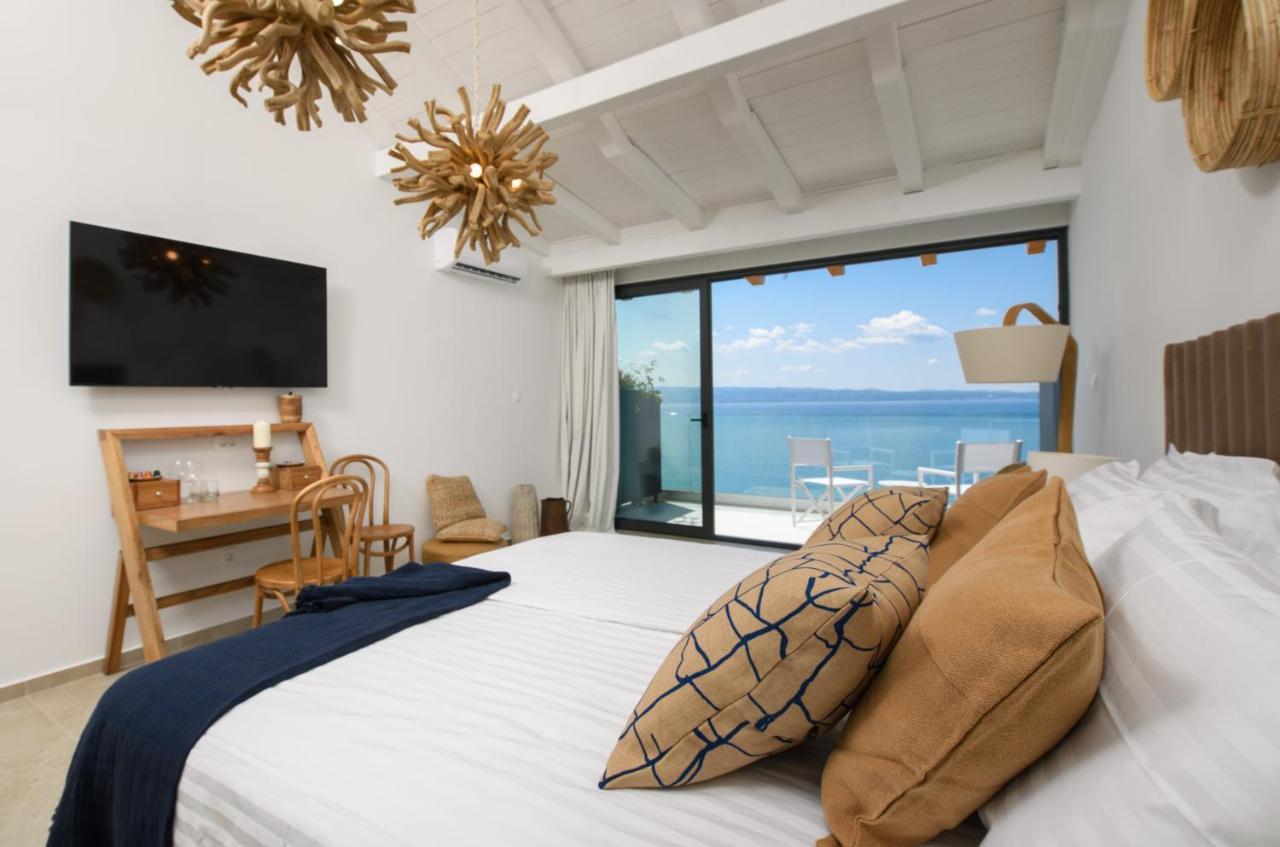 Gallery Luxury Suites & Rooms-Only Adults Split Exterior foto