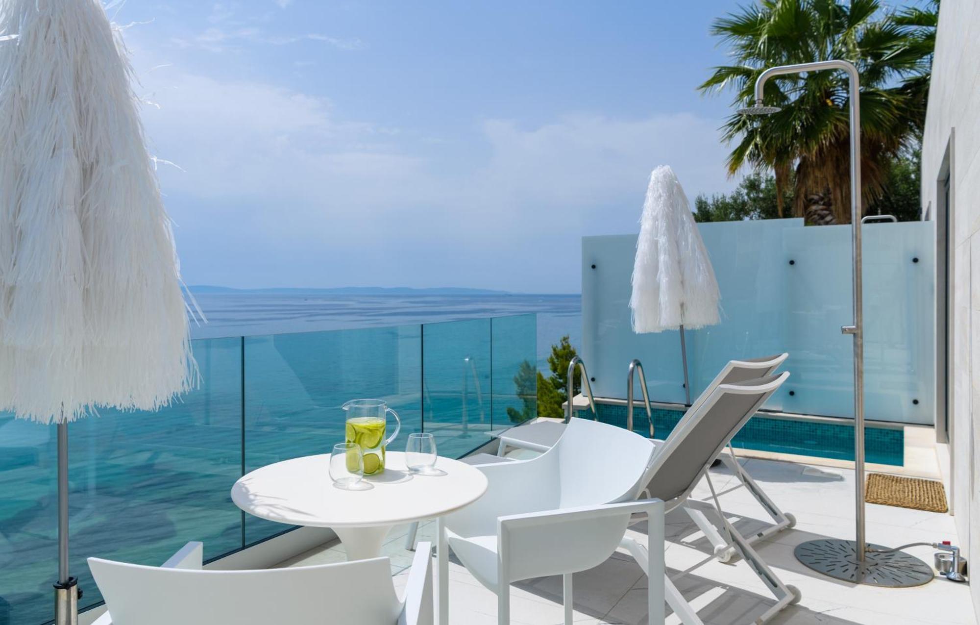 Gallery Luxury Suites & Rooms-Only Adults Split Exterior foto